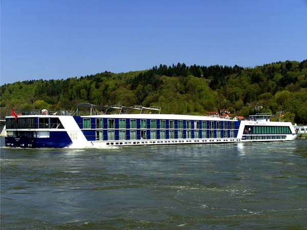 Amadagio | AMAWATERWAYS