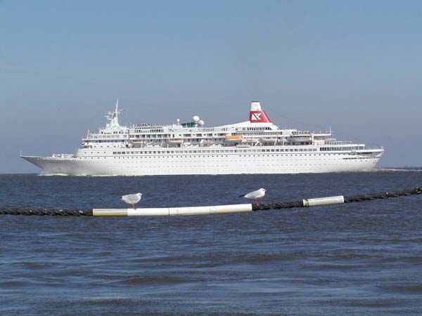 Black Watch | Fred Olsen Cruise Lines