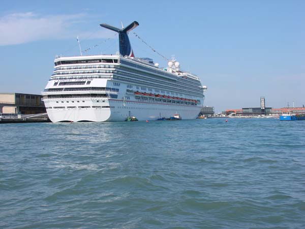 Carnival Freedom | Carnival Cruise Lines