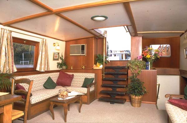 L'Art de Vivre | European Waterways