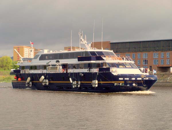 Lord of the Glens | Magna Carta Steamship Company Ltd