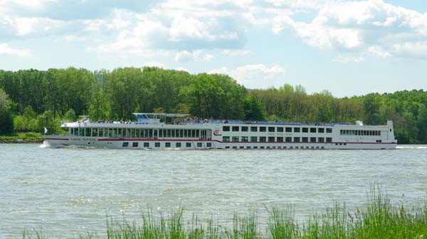 Viking Neptune | Viking River Cruises