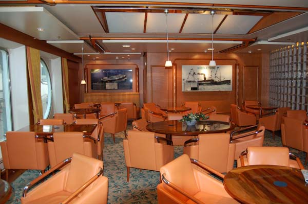 Midnatsol | Hurtigruten