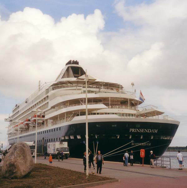 Prinsendam | Holland America Line