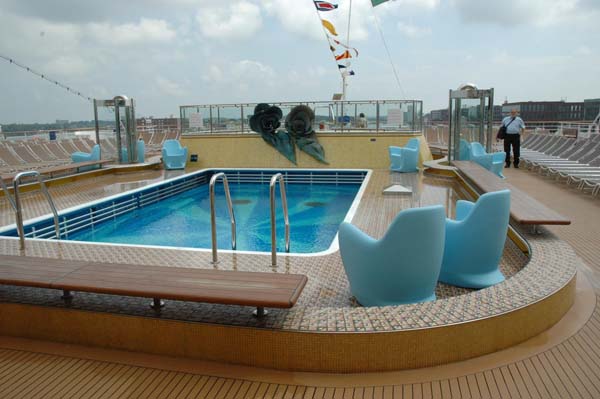 Costa Luminosa | Costa Cruises