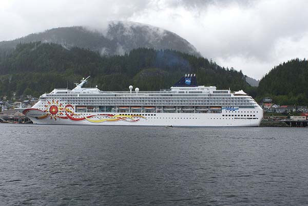 Norwegian Sun | Norwegian Cruise Line (NCL)