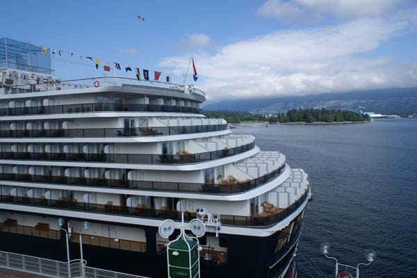 Zuiderdam | Holland America Line